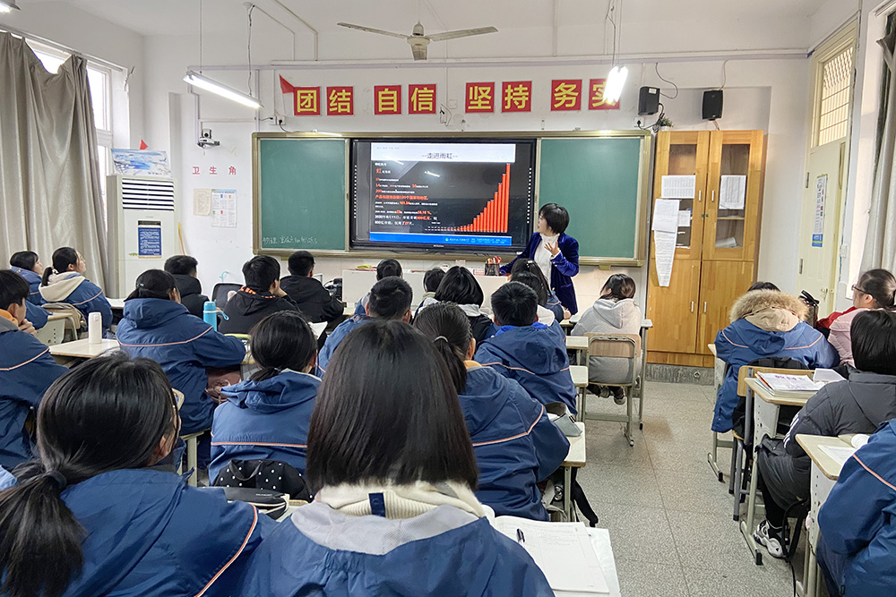 888�ڲ���-����Ϊ��,רҵЧ��