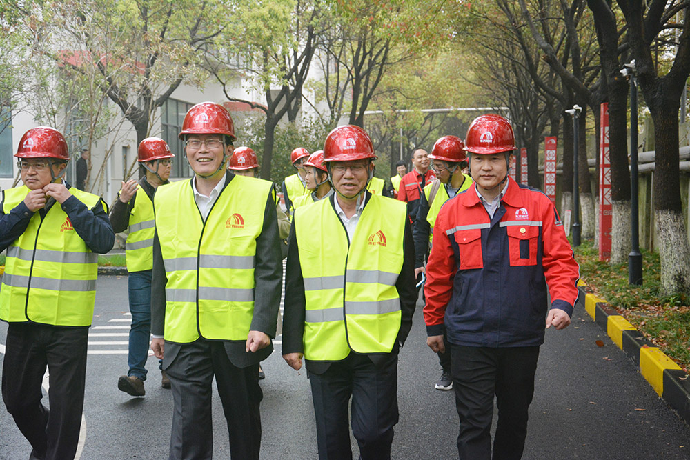 888�ڲ���-����Ϊ��,רҵЧ��